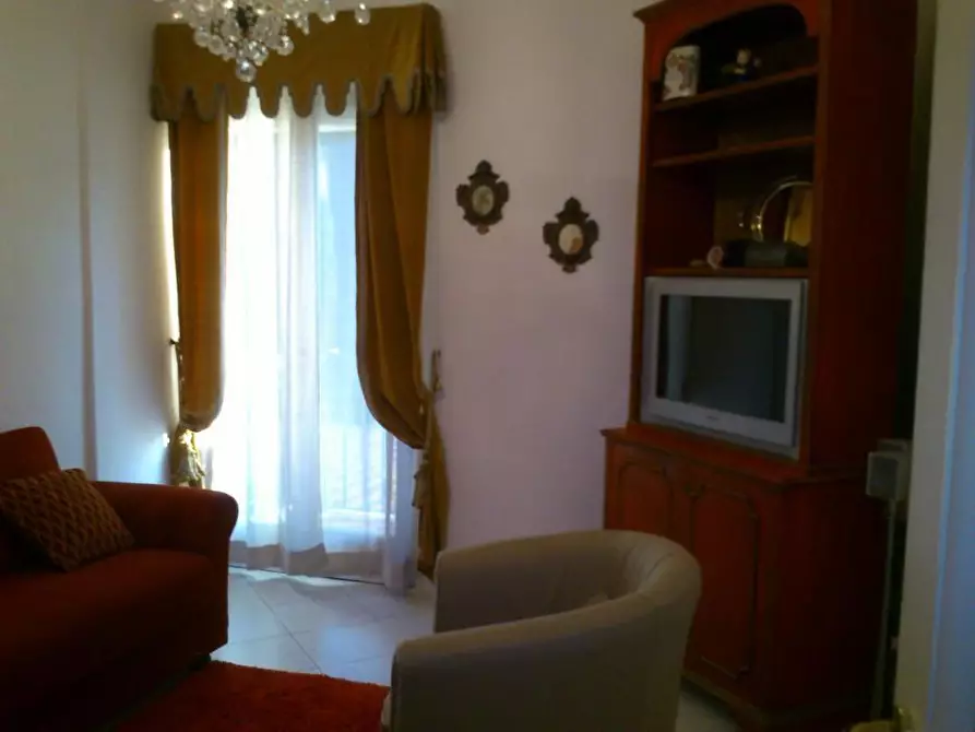 Immagine 6 di Appartamento in vendita  a Massa