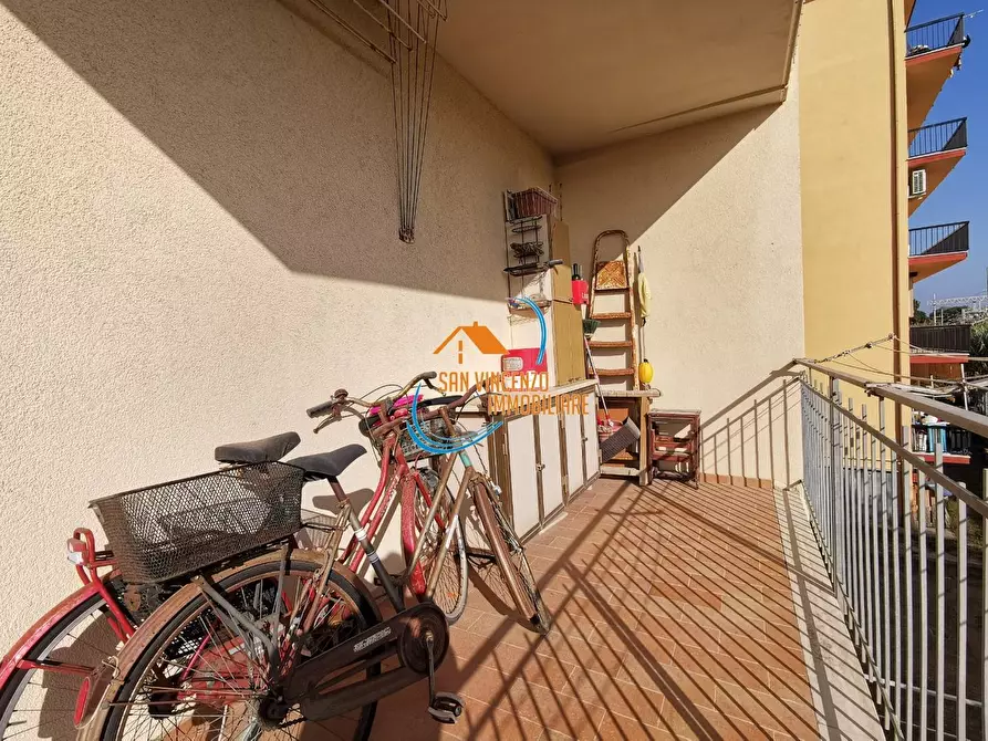 Immagine 15 di Appartamento in vendita  a San Vincenzo