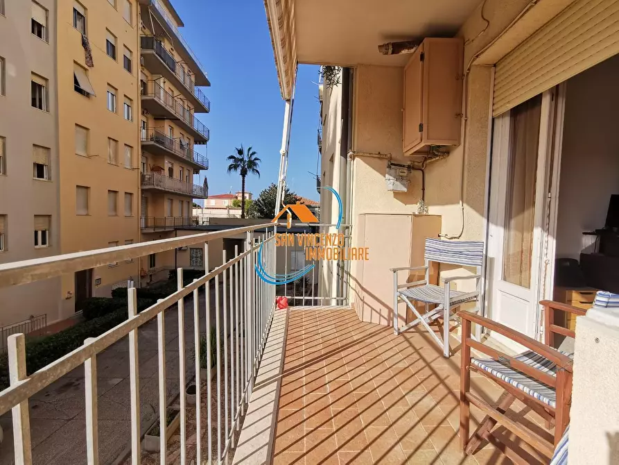 Immagine 13 di Appartamento in vendita  a San Vincenzo