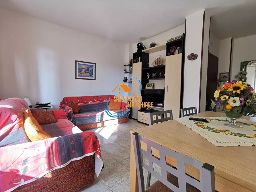 Immagine 2 di Appartamento in vendita  a San Vincenzo