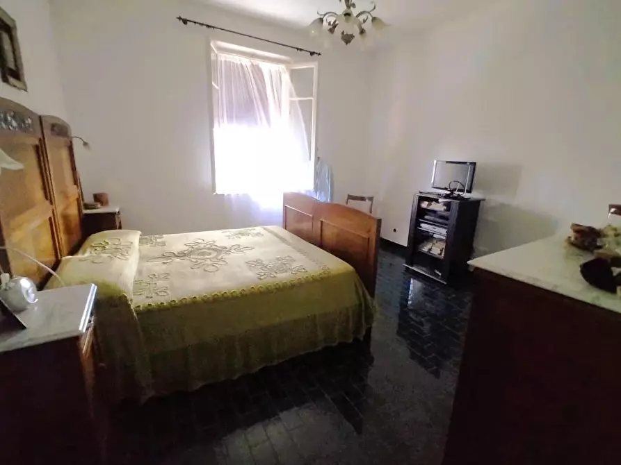 Immagine 6 di Terratetto in vendita  a Ortonovo