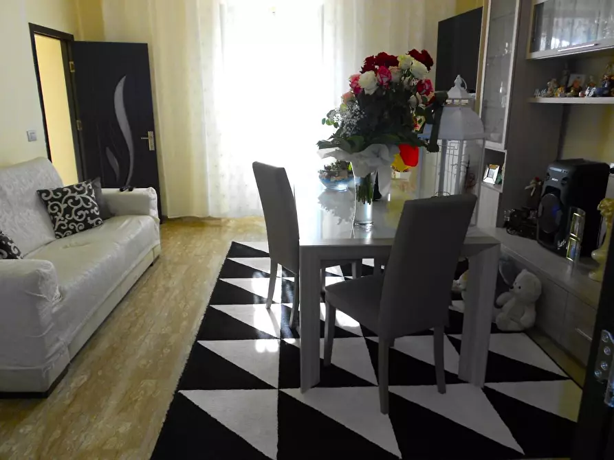 Immagine 15 di Casa indipendente in vendita  a Montignoso