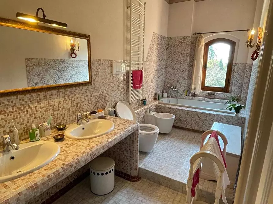 Immagine 25 di Rustico / casale in vendita  a San Giuliano Terme