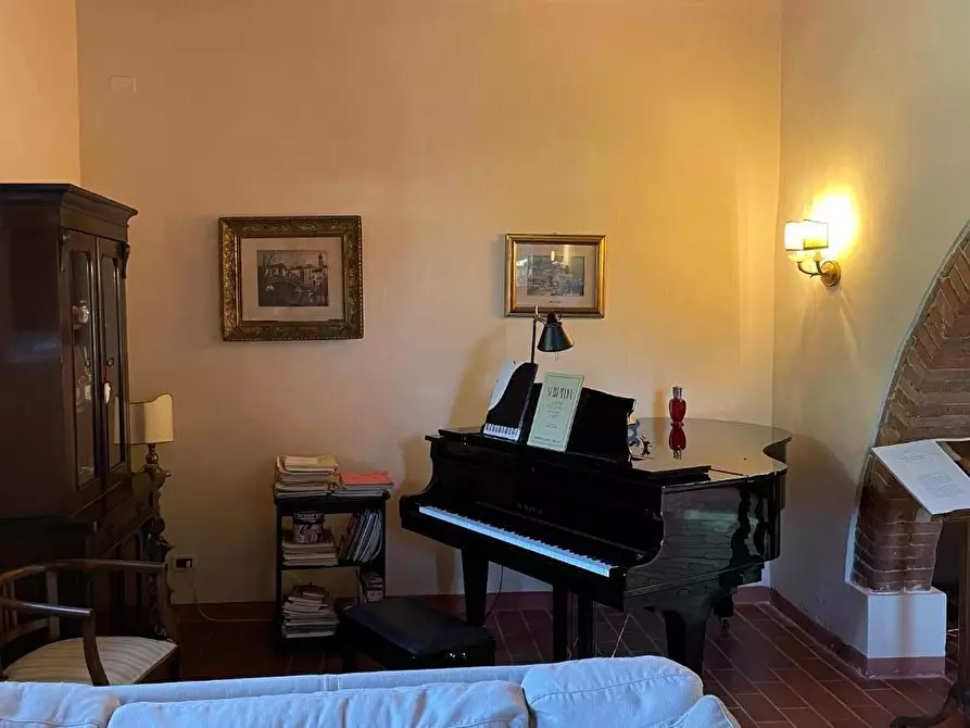 Immagine 11 di Rustico / casale in vendita  a San Giuliano Terme