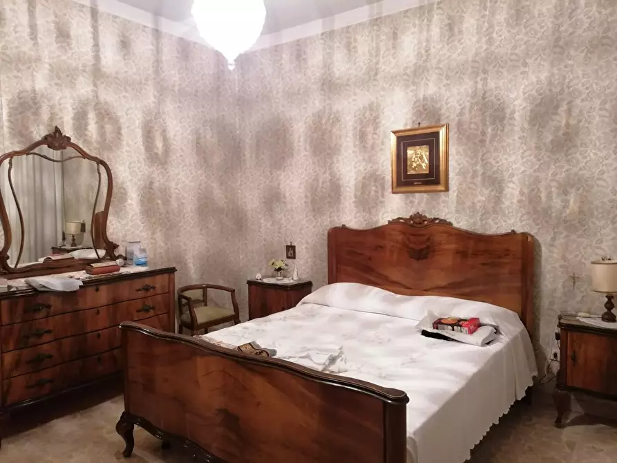 Immagine 36 di Casa indipendente in vendita  a Carrara