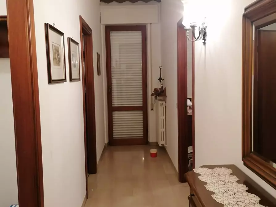 Immagine 18 di Casa indipendente in vendita  a Carrara