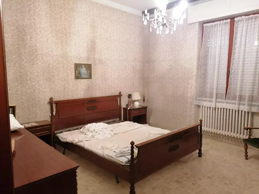 Immagine 13 di Casa indipendente in vendita  a Carrara