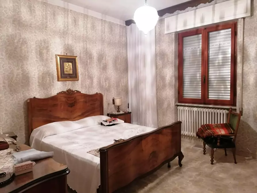 Immagine 35 di Casa indipendente in vendita  a Carrara