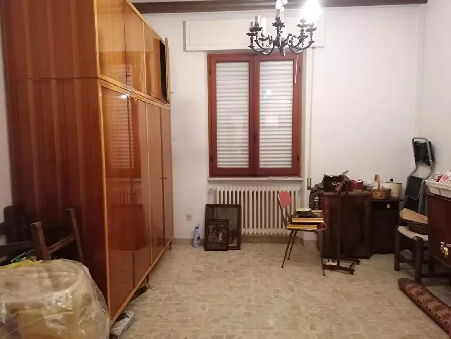 Immagine 15 di Casa indipendente in vendita  a Carrara