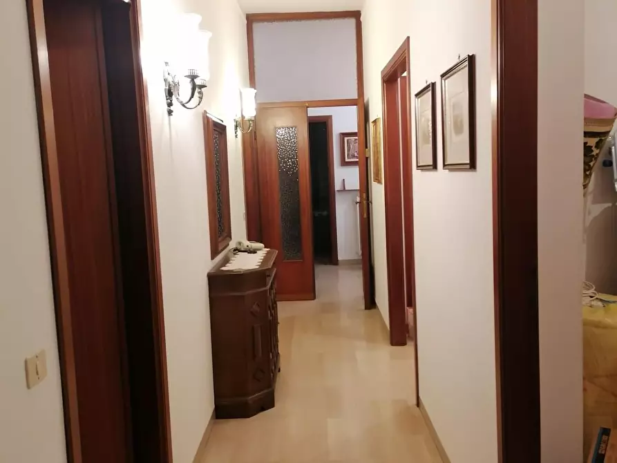 Immagine 10 di Casa indipendente in vendita  a Carrara
