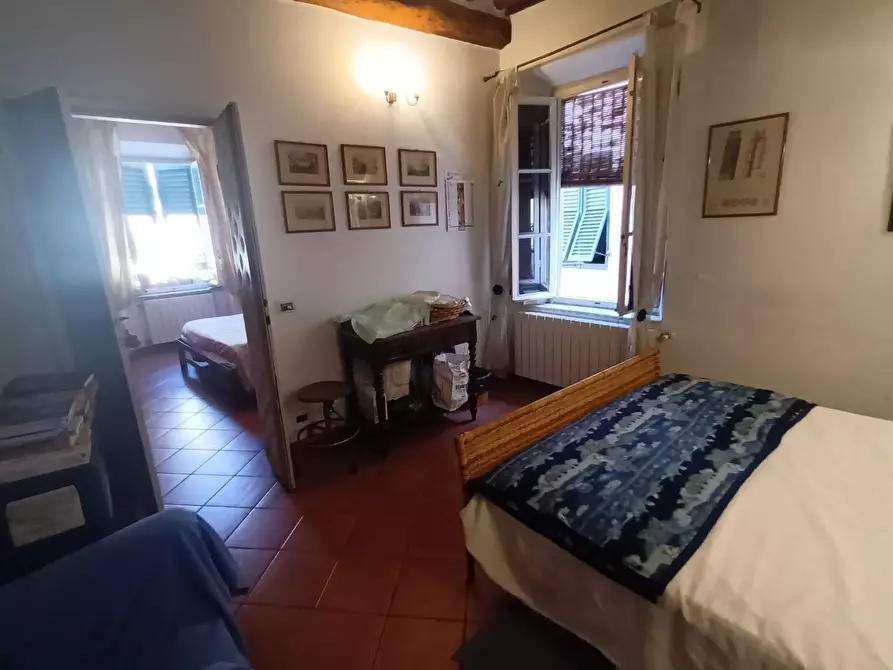 Immagine 13 di Appartamento in vendita  a Lucca
