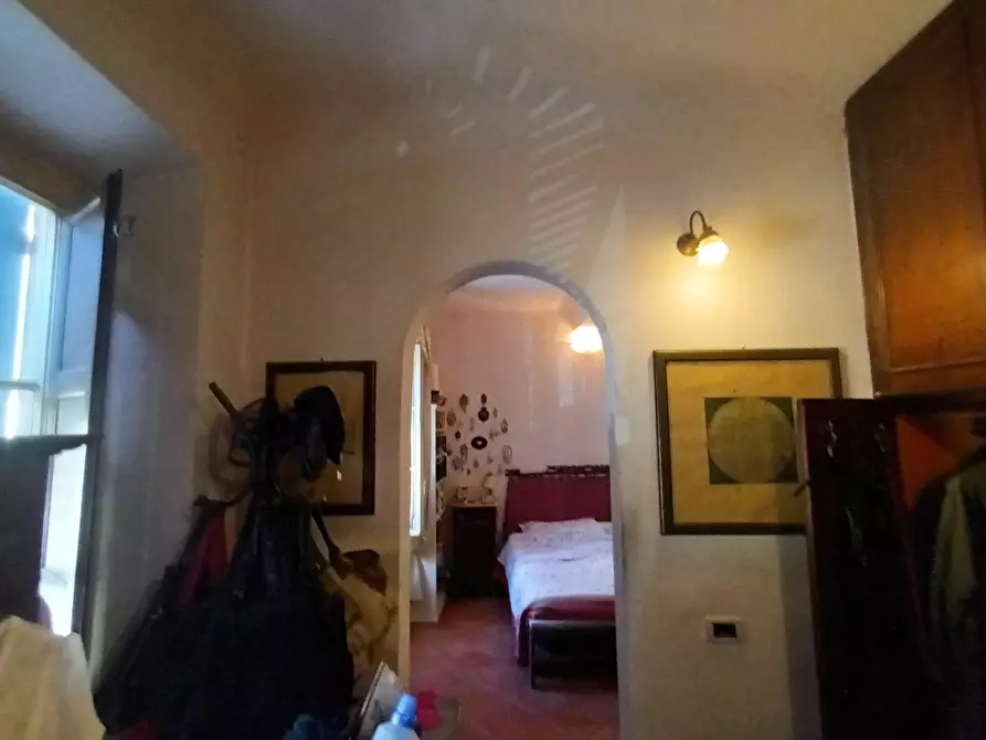 Immagine 25 di Appartamento in vendita  a Lucca