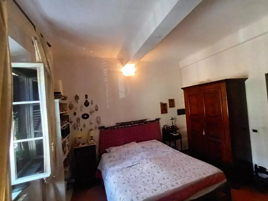 Immagine 26 di Appartamento in vendita  a Lucca