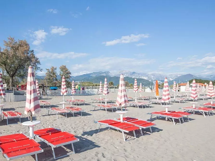 Immagine 13 di Casa semindipendente in vendita  a Ameglia