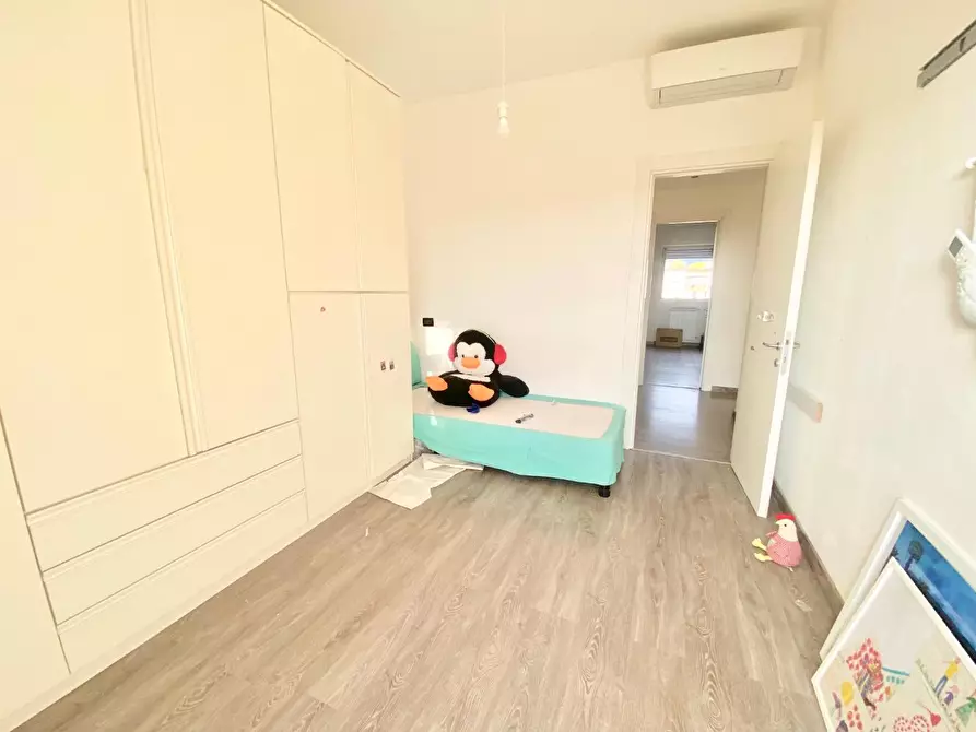 Immagine 21 di Appartamento in vendita  a Massa