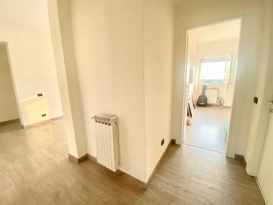 Immagine 10 di Appartamento in vendita  a Massa