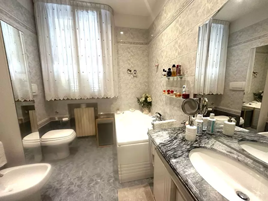 Immagine 12 di Casa indipendente in vendita  a Empoli