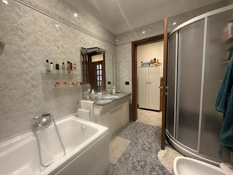 Immagine 14 di Casa indipendente in vendita  a Empoli