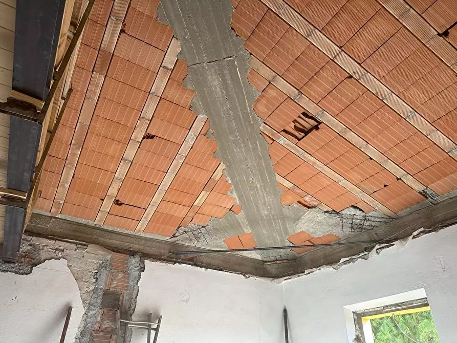 Immagine 33 di Casa indipendente in vendita  a Empoli