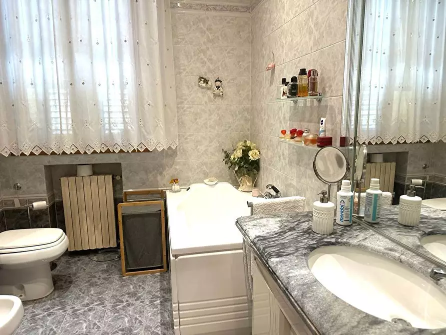 Immagine 11 di Casa indipendente in vendita  a Empoli