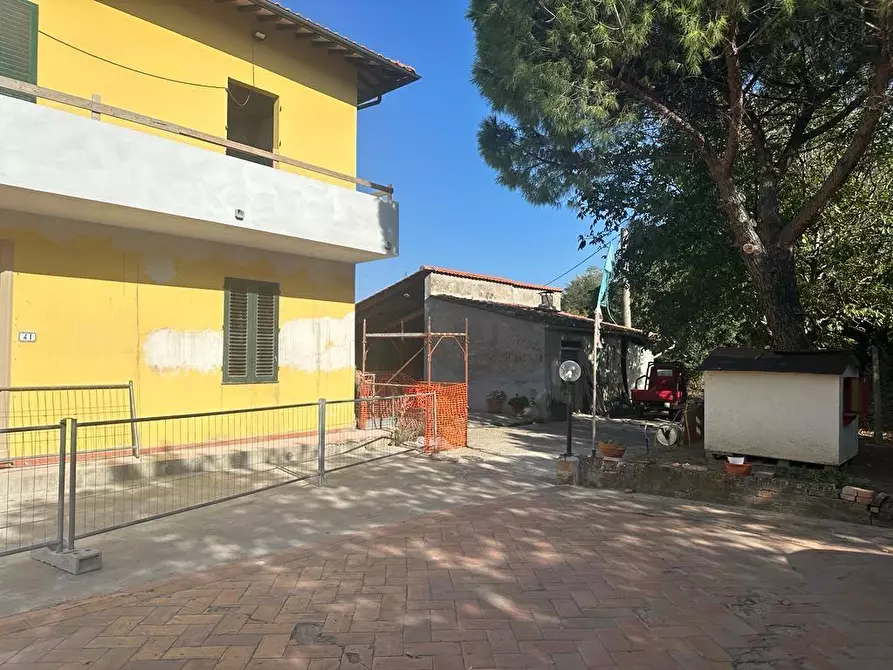 Immagine 28 di Casa indipendente in vendita  a Empoli