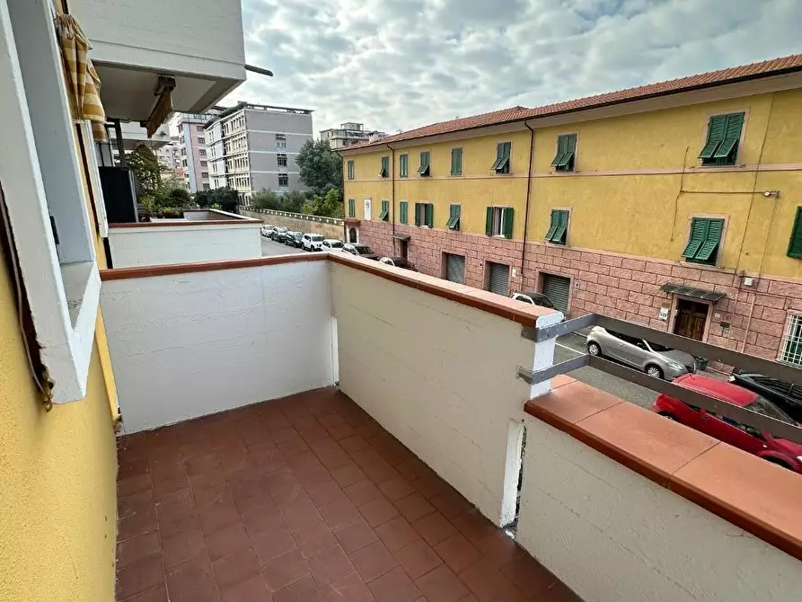 Immagine 36 di Appartamento in vendita  a Massa