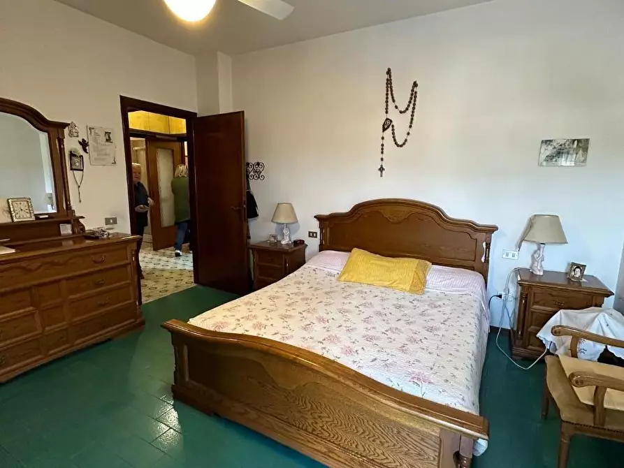 Immagine 33 di Appartamento in vendita  a Massa