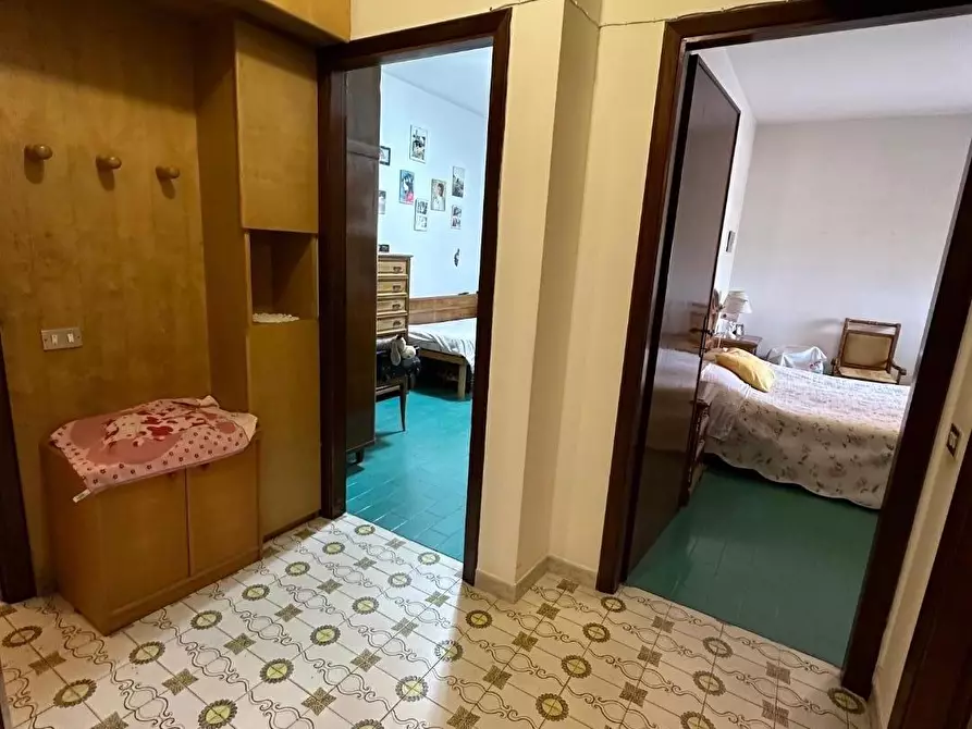 Immagine 37 di Appartamento in vendita  a Massa