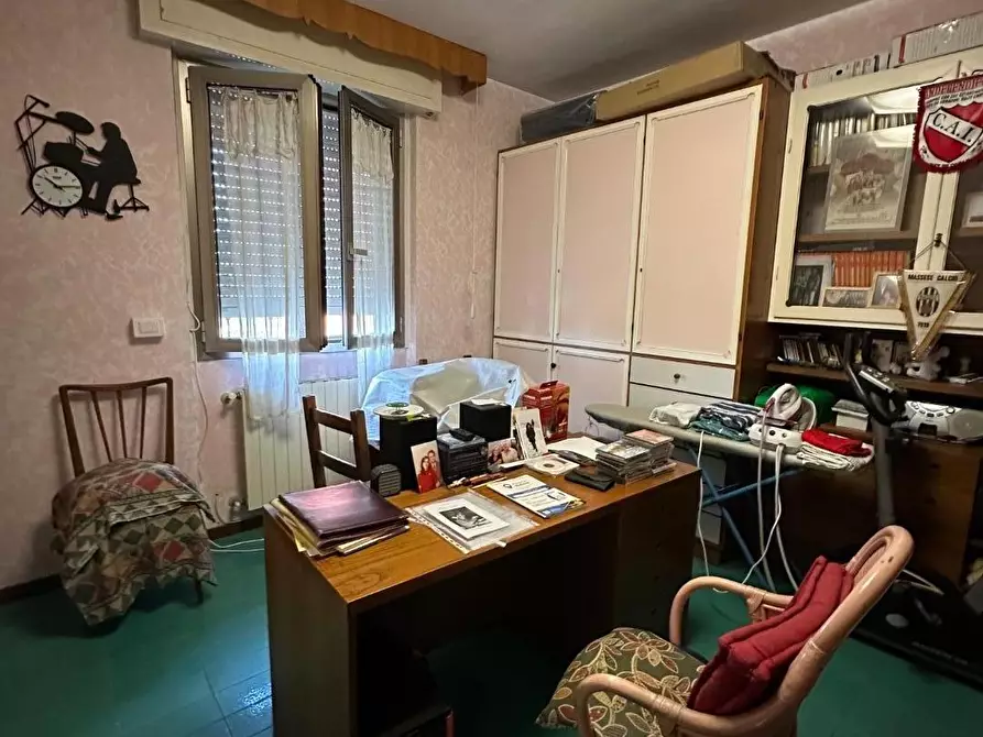 Immagine 25 di Appartamento in vendita  a Massa