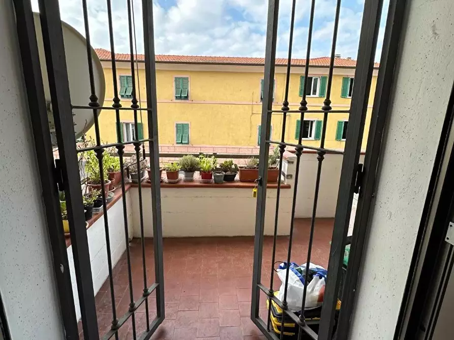 Immagine 7 di Appartamento in vendita  a Massa