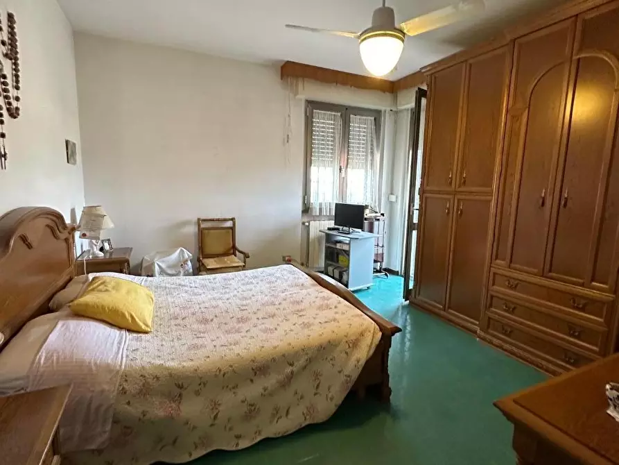 Immagine 28 di Appartamento in vendita  a Massa