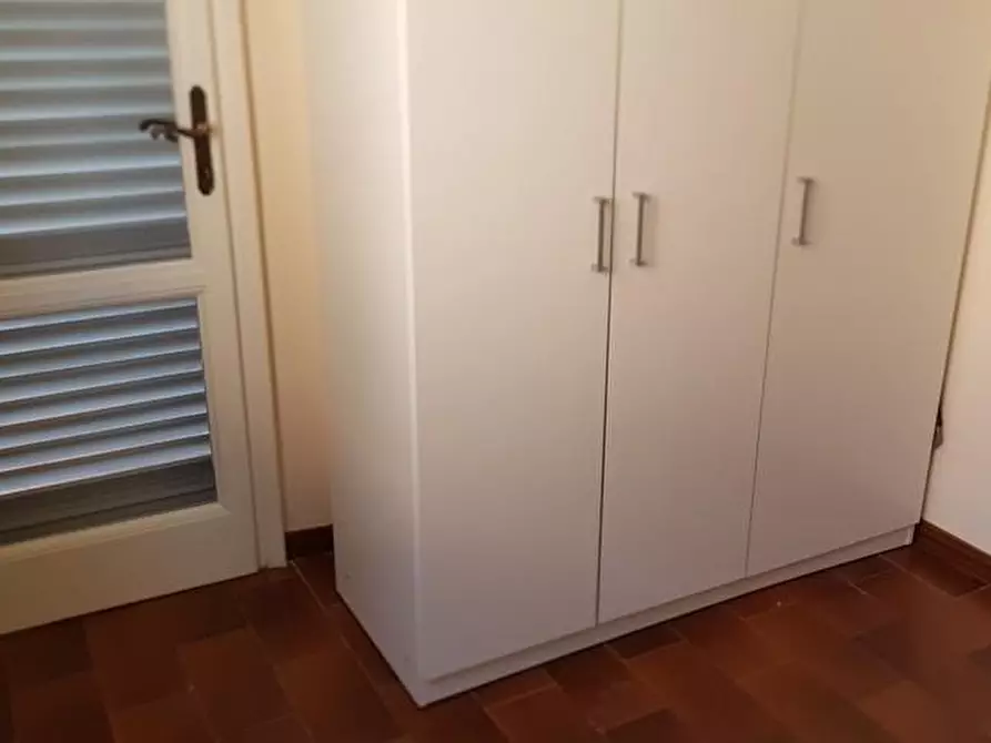 Immagine 25 di Casa bifamiliare in affitto  a Lucca