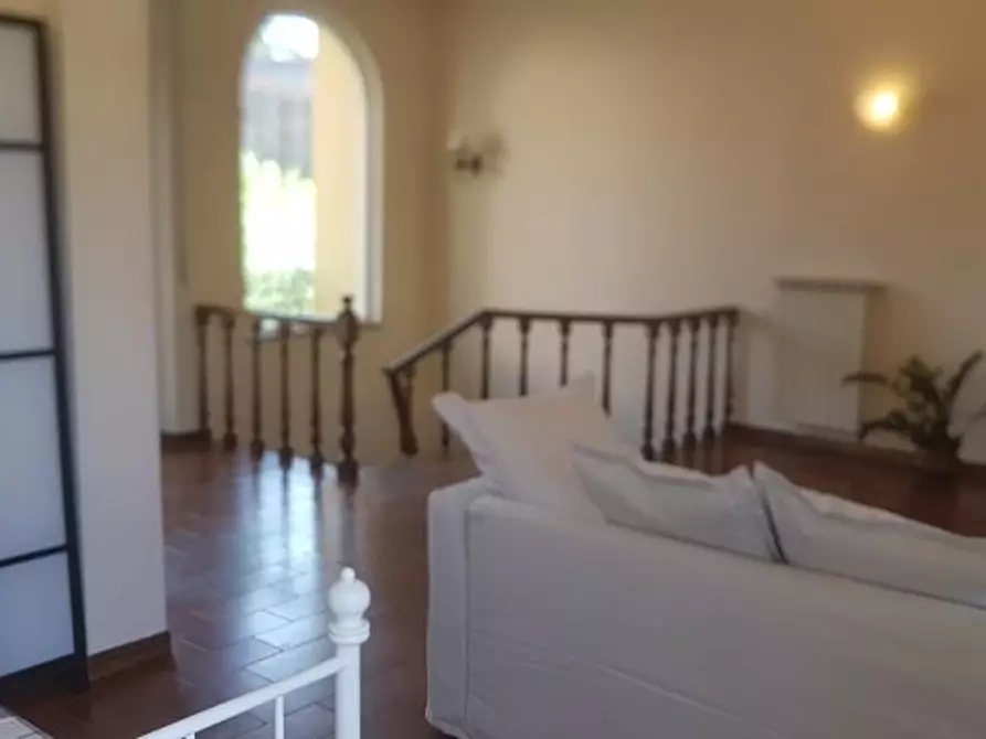 Immagine 7 di Casa bifamiliare in affitto  a Lucca