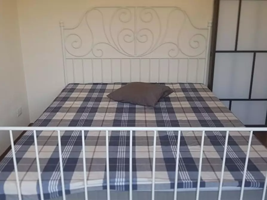 Immagine 36 di Casa bifamiliare in affitto  a Lucca