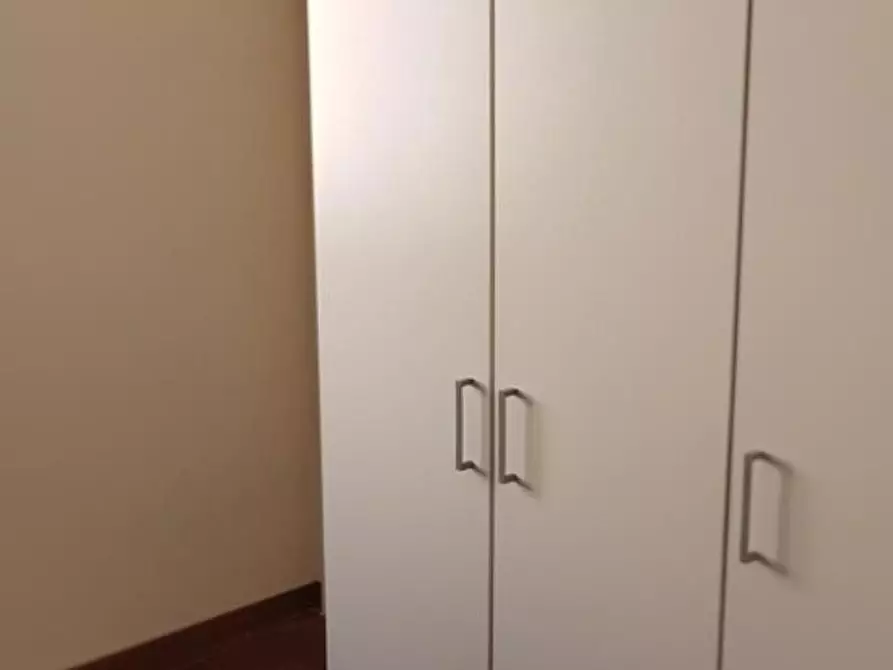 Immagine 24 di Casa bifamiliare in affitto  a Lucca