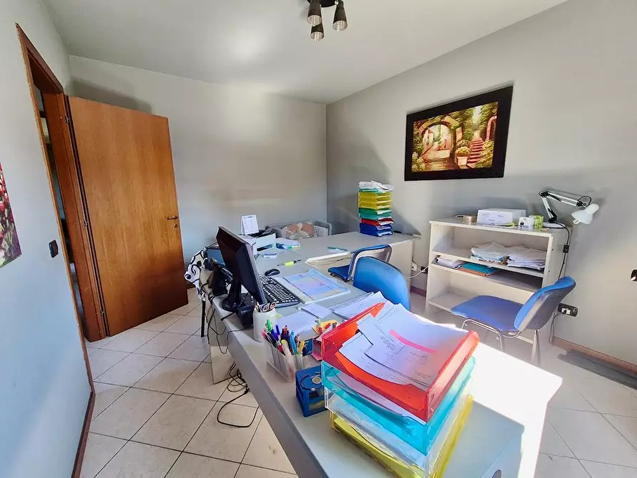 Immagine 24 di Appartamento in vendita  a Pontedera