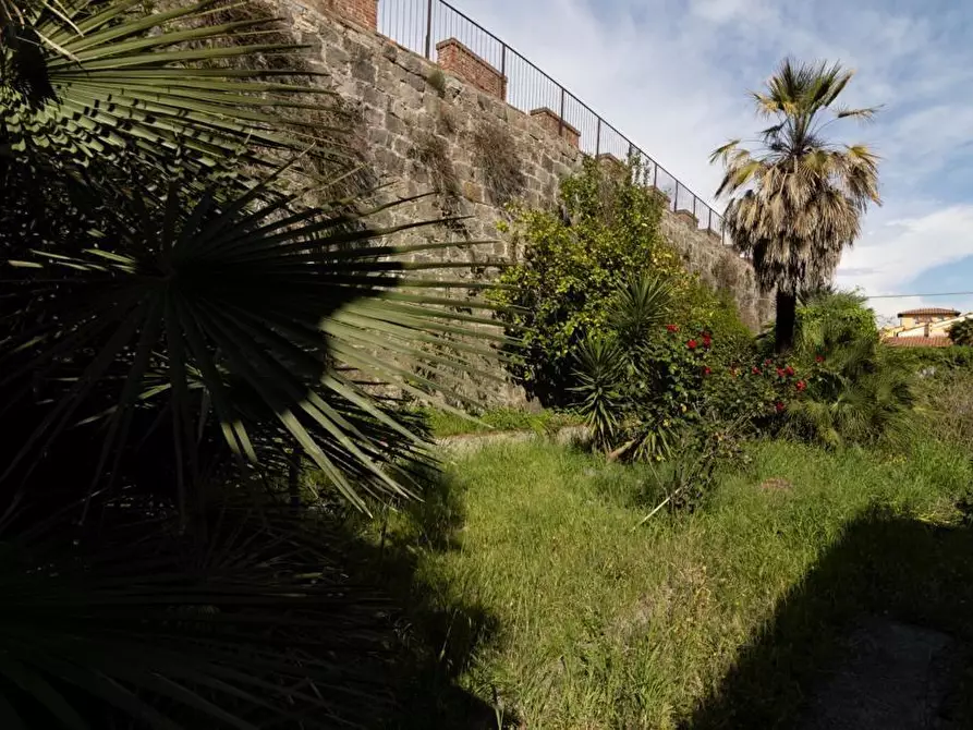 Immagine 26 di Villa in vendita  a Pisa