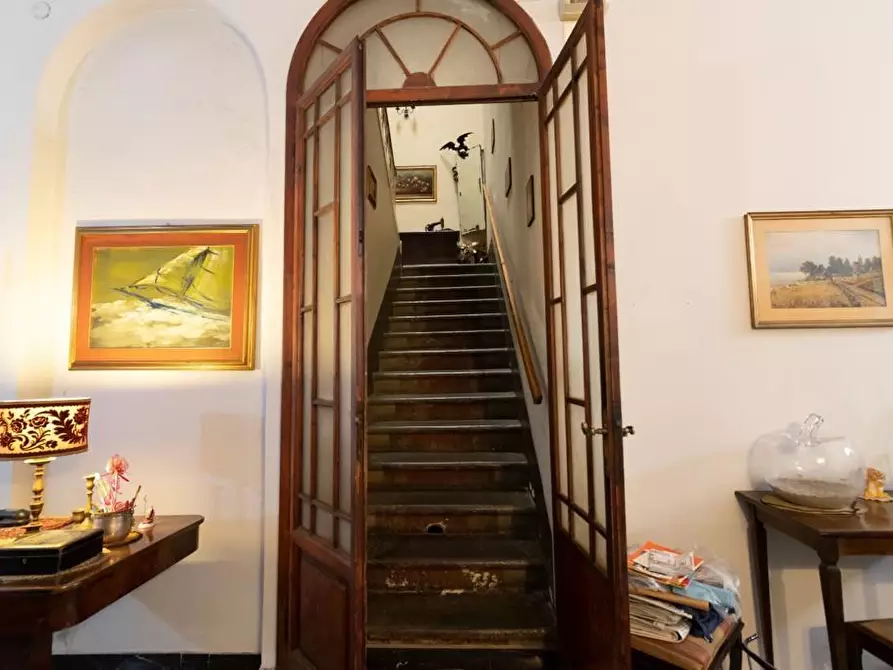 Immagine 14 di Villa in vendita  a Pisa