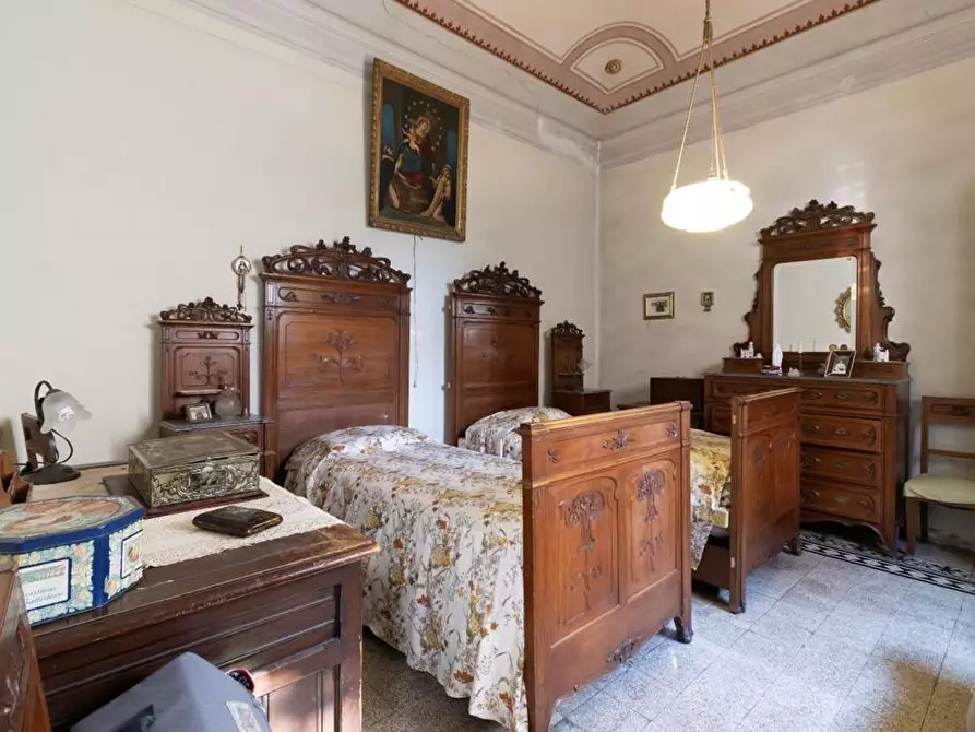 Immagine 18 di Villa in vendita  a Pisa