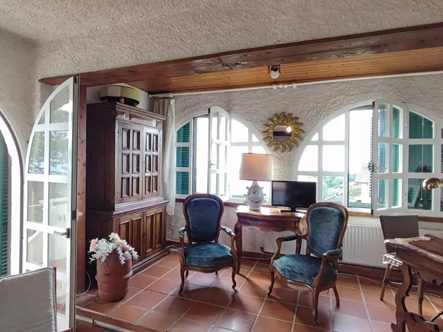 Immagine 13 di Villa in vendita  a Massarosa