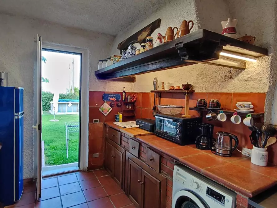 Immagine 22 di Villa in vendita  a Massarosa