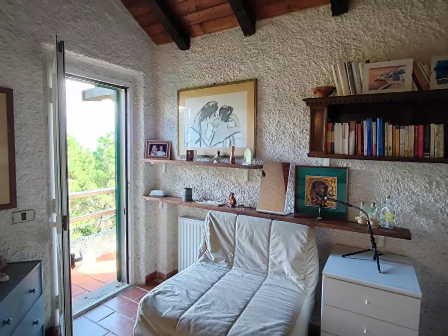 Immagine 26 di Villa in vendita  a Massarosa