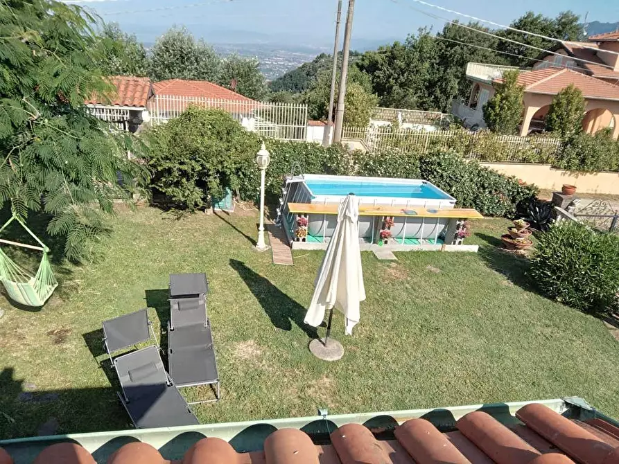 Immagine 40 di Villa in vendita  a Massarosa
