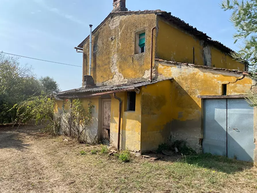 Immagine 12 di Casa indipendente in vendita  a Santa Maria A Monte