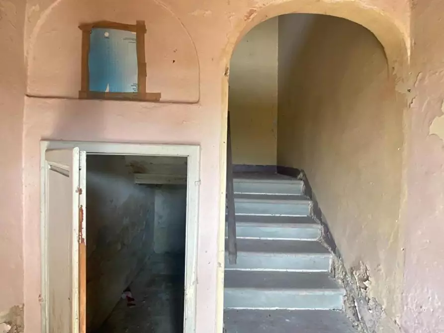 Immagine 8 di Casa indipendente in vendita  a Santa Maria A Monte