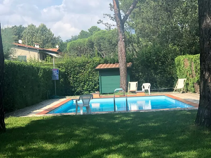 Immagine 5 di Casa indipendente in vendita  a Massa