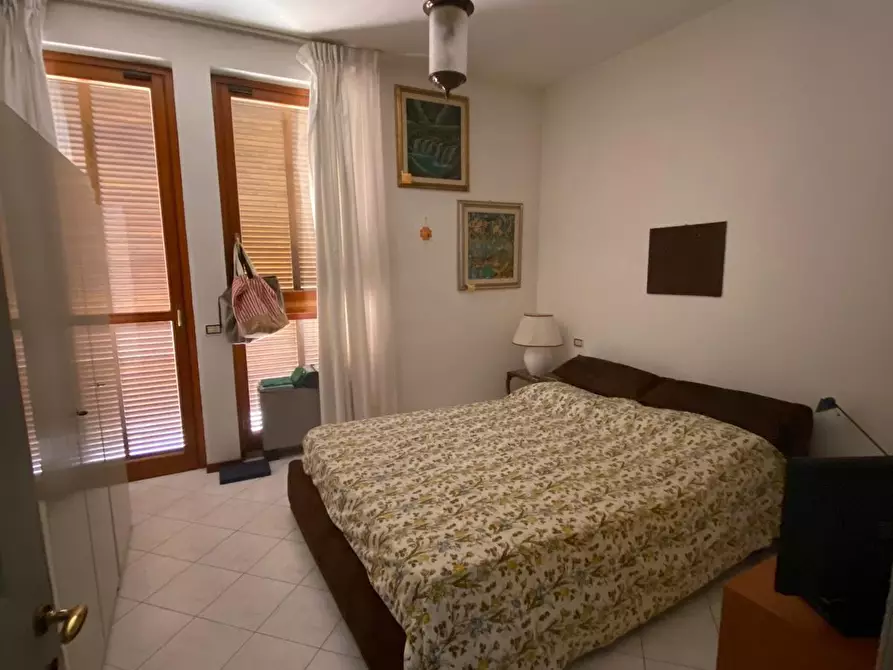 Immagine 23 di Casa indipendente in vendita  a Massa