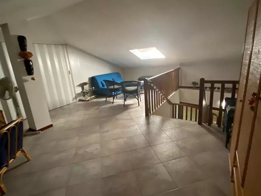 Immagine 3 di Casa indipendente in vendita  a Massa