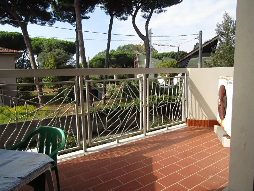 Immagine 13 di Appartamento in vendita  a Massa