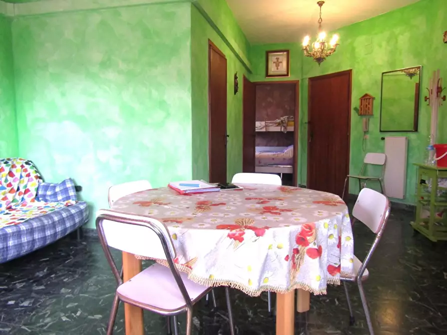 Immagine 6 di Appartamento in vendita  a Massa